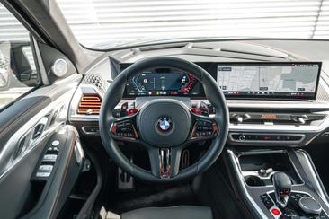 BMW XM — photo 35