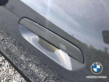 BMW I4 M Sport — photo 18