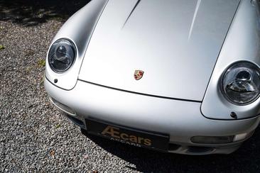 Porsche 993 Carrera 4S — photo 9