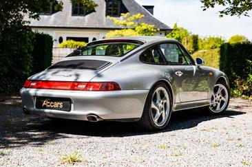 Porsche 993 Carrera 4S — photo 4