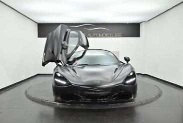 McLaren 720S — photo 10