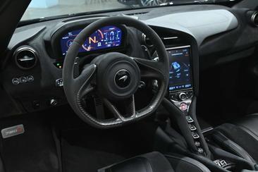 McLaren 720S — photo 5