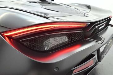 McLaren 720S — photo 33