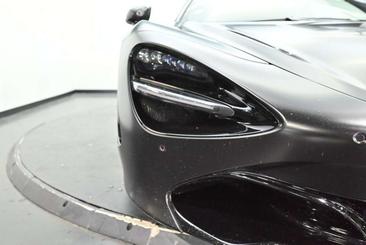 McLaren 720S — photo 35