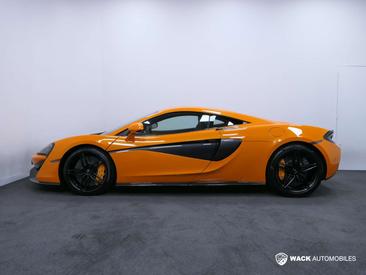 McLaren 570S — photo 8