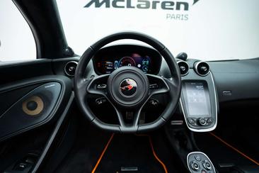 McLaren 570S — photo 41