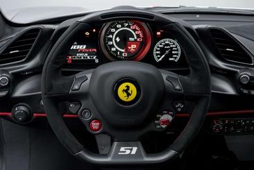 Ferrari 488 — photo 16