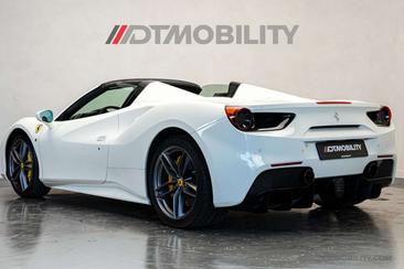 Ferrari 488 Spider — photo 9