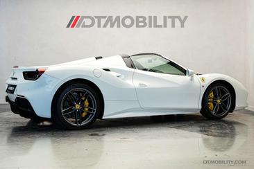 Ferrari 488 Spider — photo 15