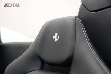 Ferrari 488 Spider — photo 27