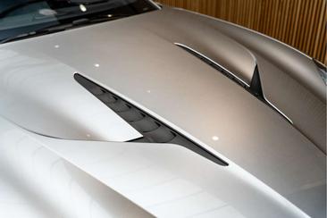Aston Martin Vanquish V12 Carbon — photo 20