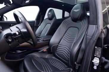Aston Martin DBX 4.0 V8 — photo 6
