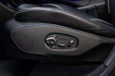 Aston Martin DBX 4.0 V8 — photo 7