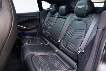 Aston Martin DBX 4.0 V8 — photo 9