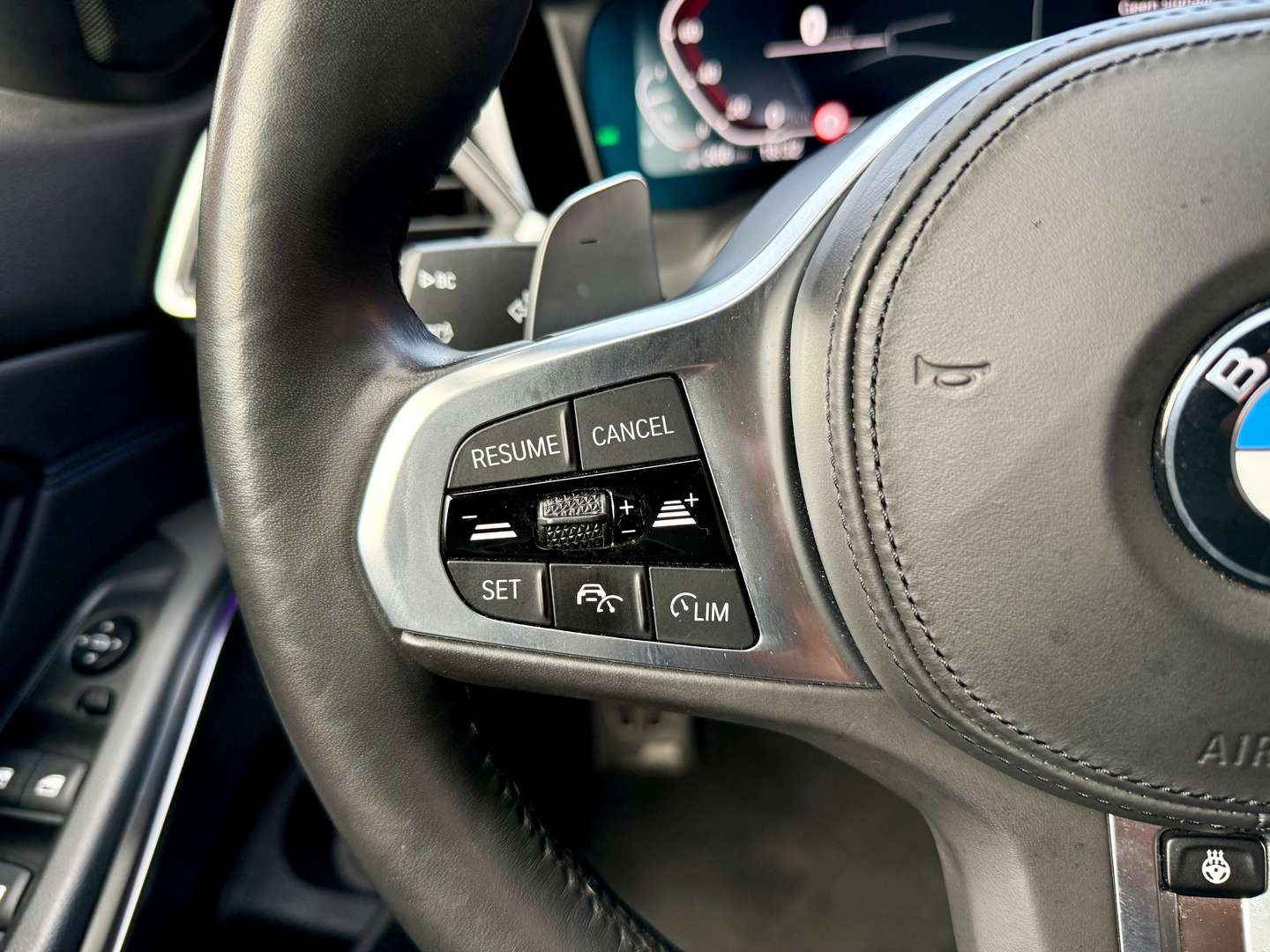 BMW Série 3 330e M SPORT - 2022 - Joinsteer - #16