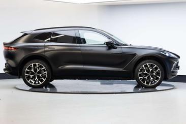 Aston Martin DBX 4.0 V8 — photo 27