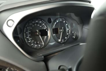 Aston Martin Vanquish Coupé Vanquish S — photo 14