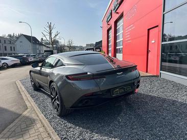 Aston Martin DB11 — photo 2