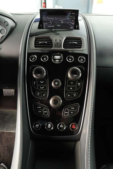 Aston Martin Vanquish Coupé Vanquish S — photo 23