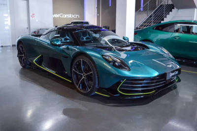 Aston Martin Valhalla - 2026 - Joinsteer - #1