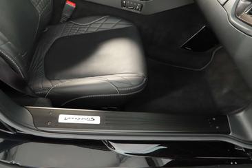 Aston Martin Vanquish Coupé Vanquish S — photo 33