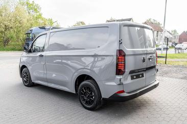 Volkswagen Transporter — photo 6