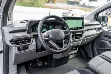 Volkswagen Transporter — photo 7