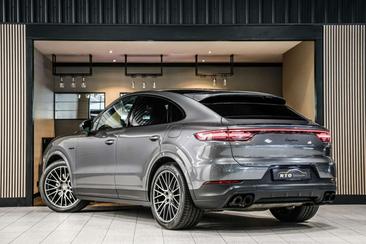 Porsche Cayenne III GTS — photo 2