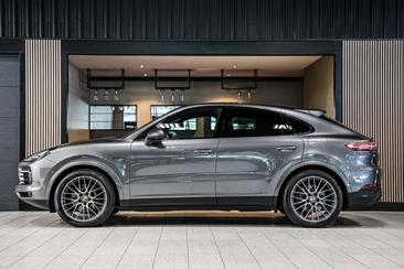 Porsche Cayenne III GTS — photo 7