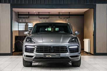 Porsche Cayenne III GTS — photo 11