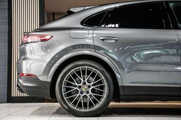 Porsche Cayenne III GTS — photo 13