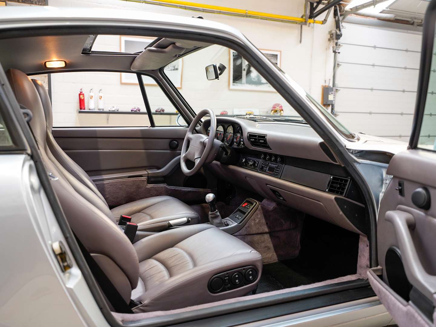 Porsche 993 Carrera 2 - 1994 - Joinsteer - #3