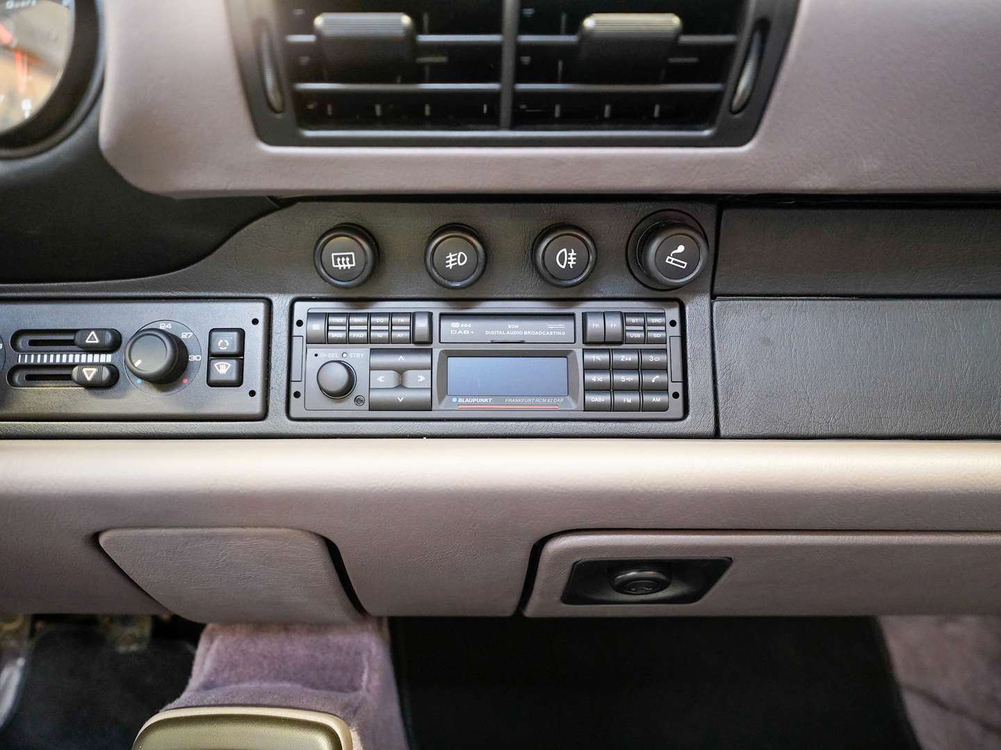 Porsche 993 Carrera 2 - 1994 - Joinsteer - #10