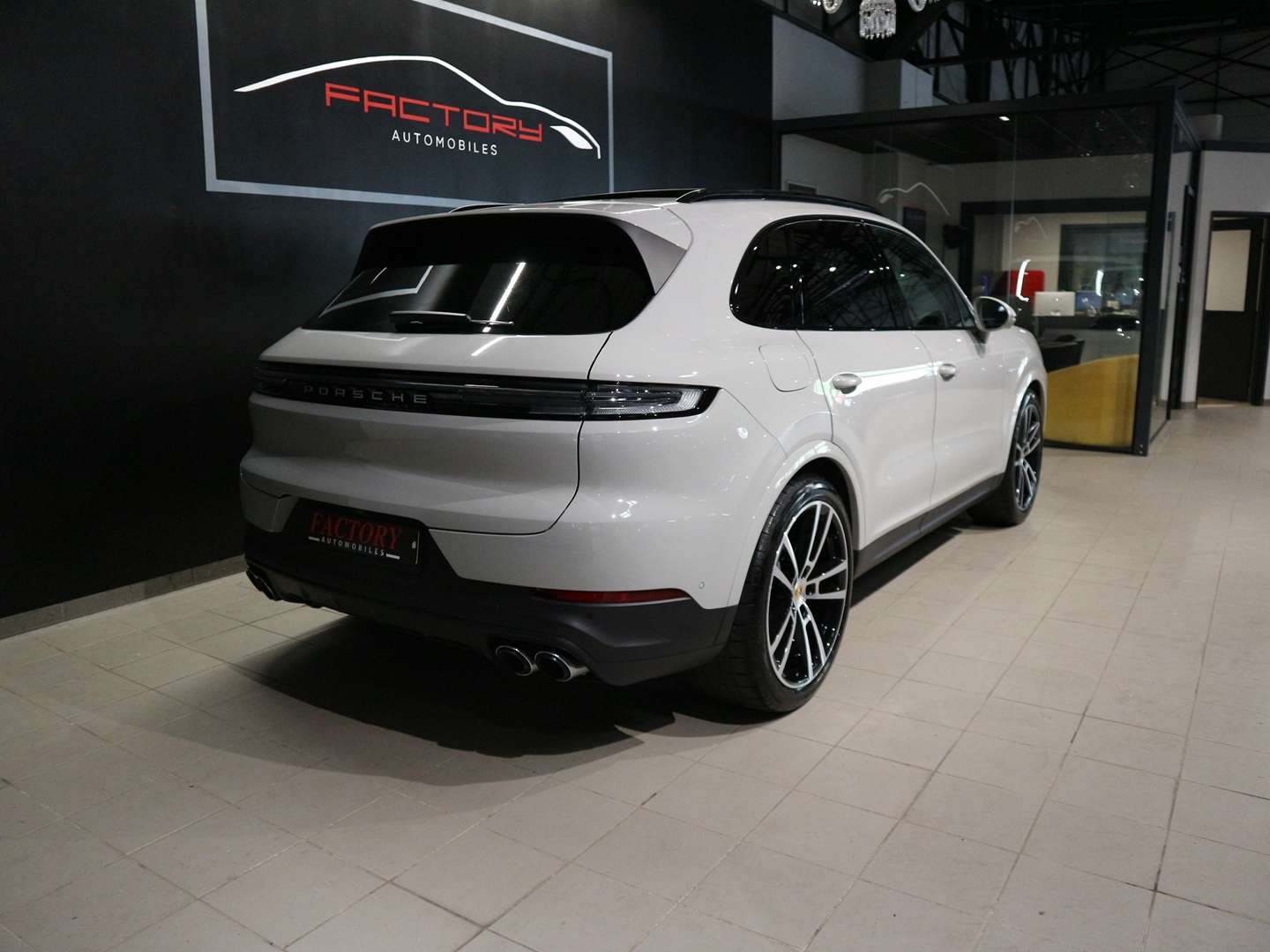 Porsche Cayenne III E-Hybrid - 2023 - Joinsteer - #2