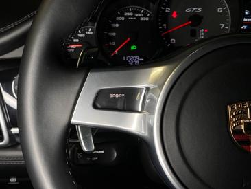 Porsche Panamera I GTS — photo 19