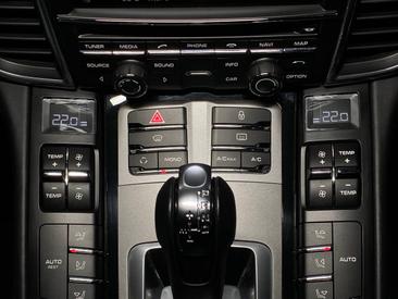 Porsche Panamera I GTS — photo 23