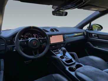 Porsche Cayenne III Turbo GT — photo 18
