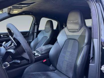 Porsche Cayenne III Turbo GT — photo 19