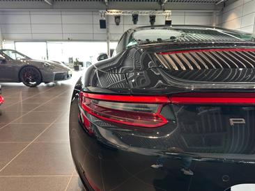Porsche 991 II Targa 4 GTS — photo 17