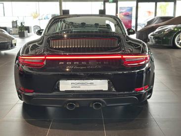 Porsche 991 II Targa 4 GTS — photo 20