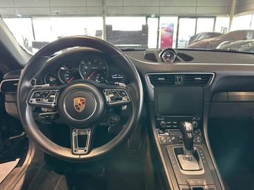Porsche 991 II Targa 4 GTS — photo 35