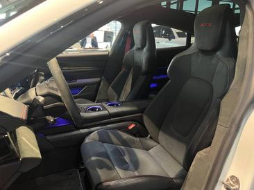 Porsche Taycan ph2 GTS — photo 14