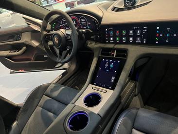 Porsche Taycan ph2 GTS — photo 28