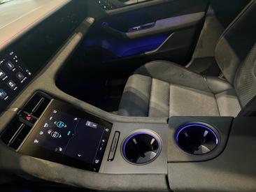Porsche Taycan ph2 GTS — photo 31