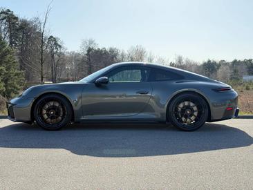 Porsche 992 II Carrera GTS — photo 2