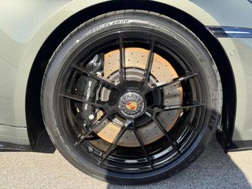 Porsche 992 II Carrera GTS — photo 10