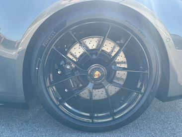 Porsche 992 II Carrera GTS — photo 12