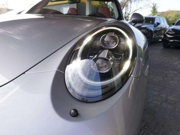 Porsche 991 I GTS — photo 11