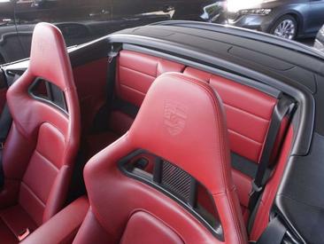 Porsche 991 I GTS — photo 17