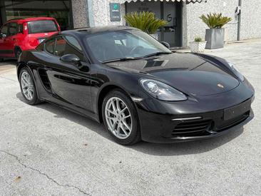Porsche 718 Cayman — photo 11